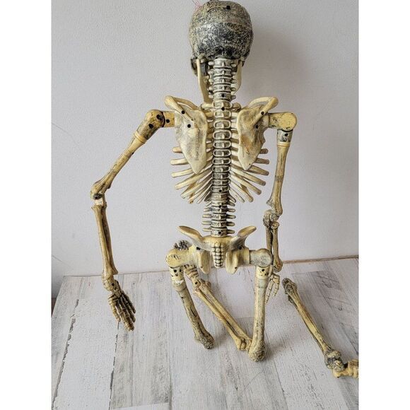 Vintage Paper magic 1998 AS IS animated skeleton Halloween hanging prop decor - Picture 11 of 16